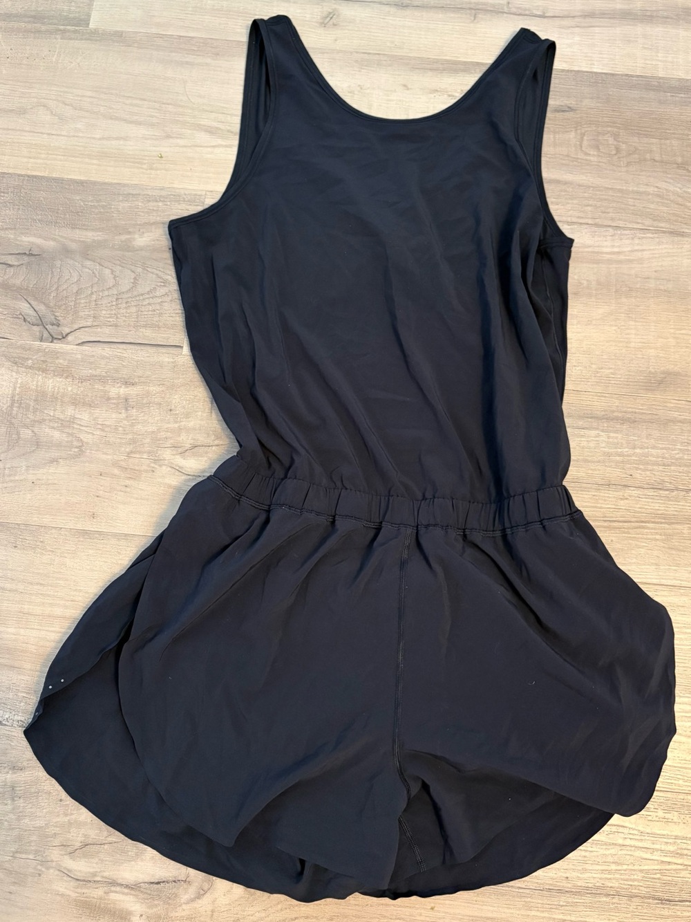 Lululemon Open-Back Running Romper 3" - Picture 7 of 7